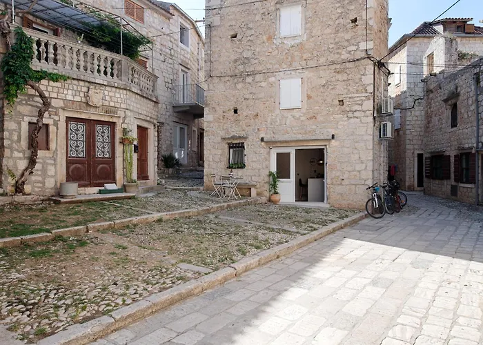 Kirinkin Apartamento Vis